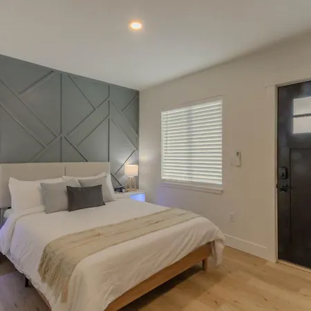 Renovated Studio Near Lake Cda And Downtown